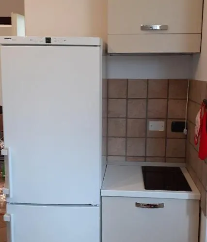 Via Pioppa 24 פררה