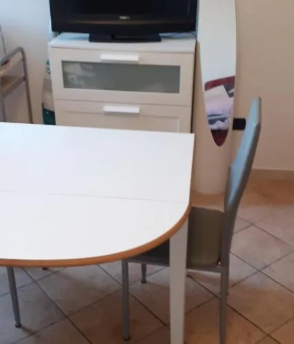 Via Pioppa 24 דירה פררה